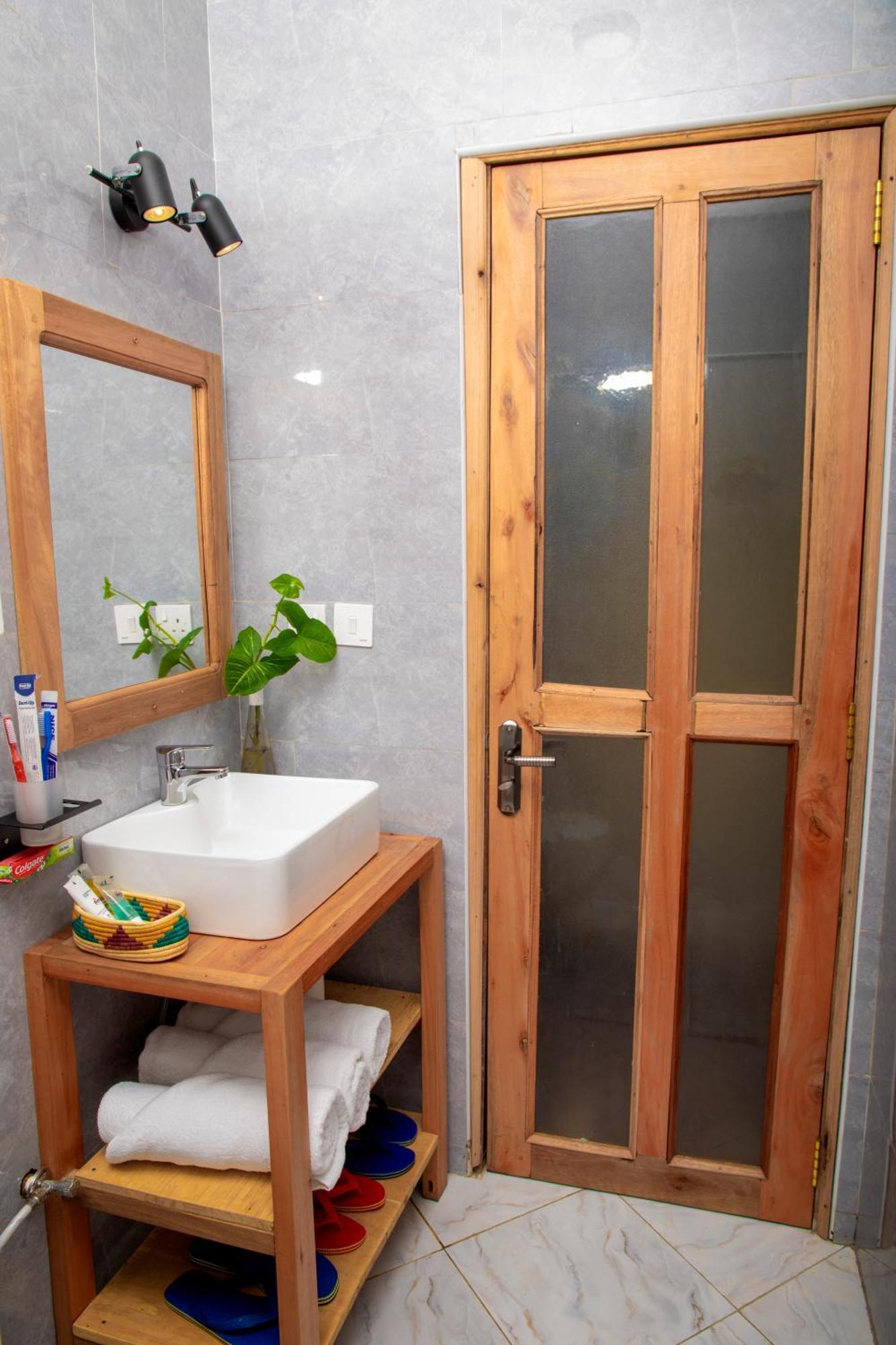 Kaswa Lodge Fort Portal Εξωτερικό φωτογραφία
